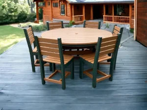 Poly RD Dining Set